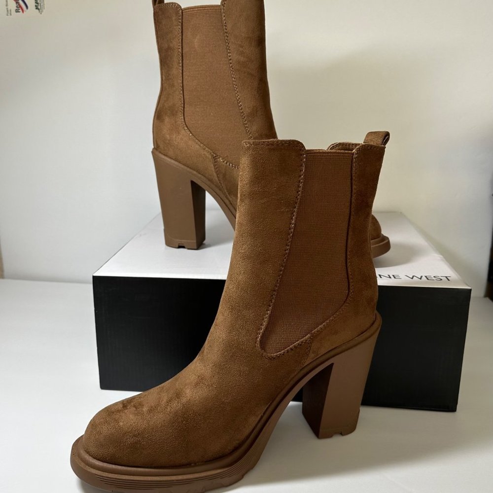 Nine West Ream Chelsea Heeled Booties Women's Size 10.5 M - Picture 2 of 6